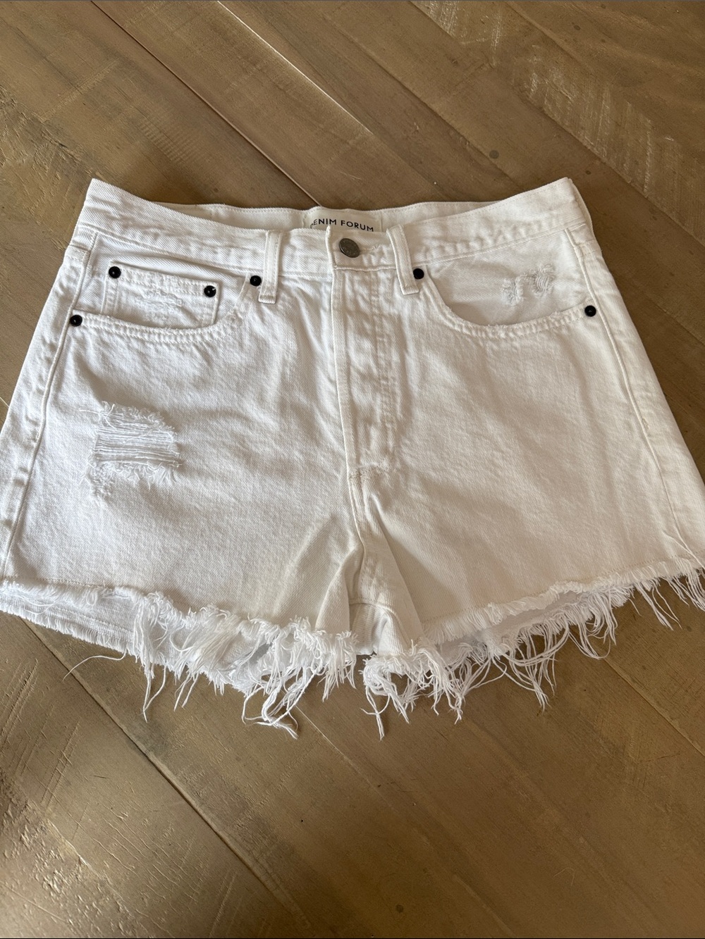 Denim Forum White Frayed-Hem Distressed Denim Shorts